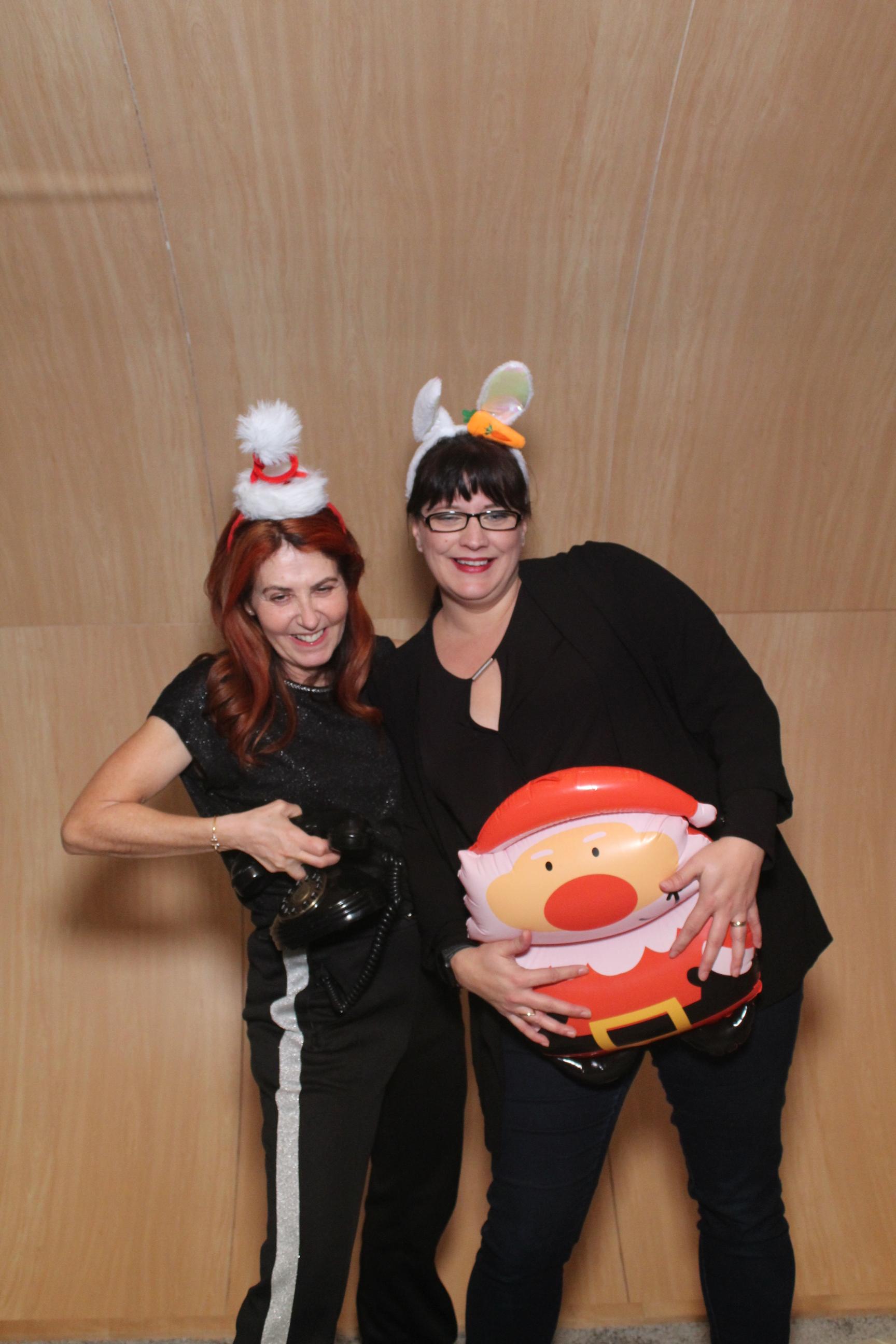 People Christmas Party 2019 | View more photos from the event at gallery.magicimages.uk/u/MagicImages/People-Christmas-Party-2019